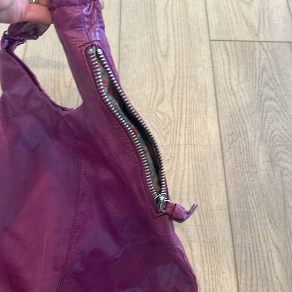 Hobo Bag - Picture 2 of 4